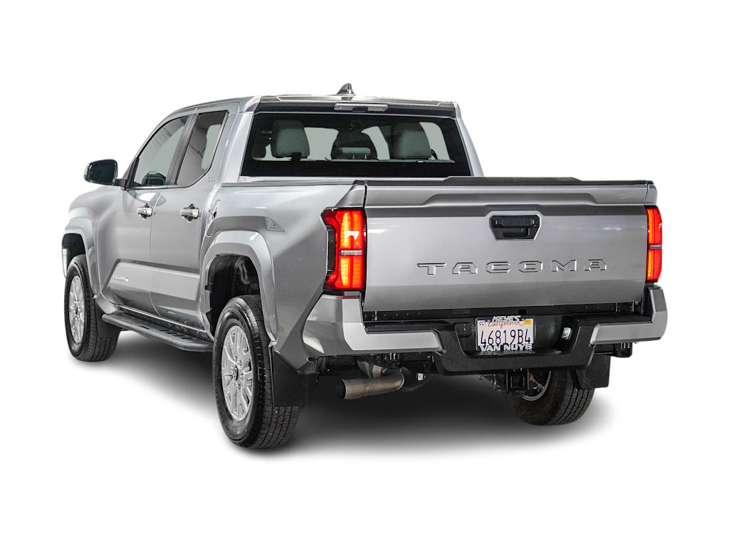 Thumbnail: 2024 Toyota Tacoma - 3