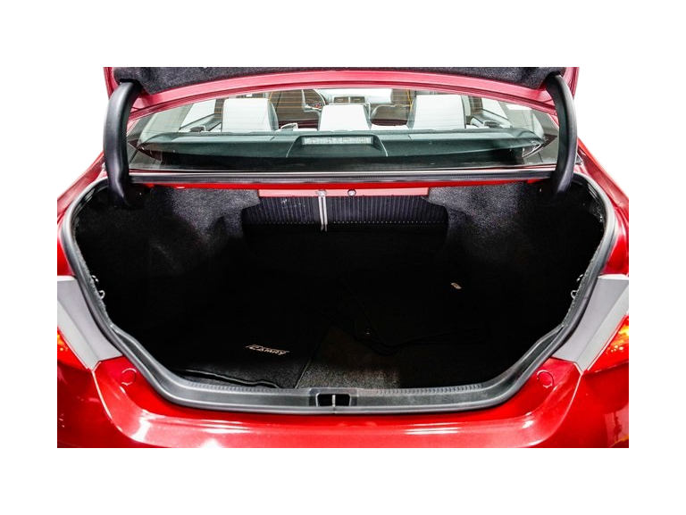 2016 Toyota Camry XSE 15