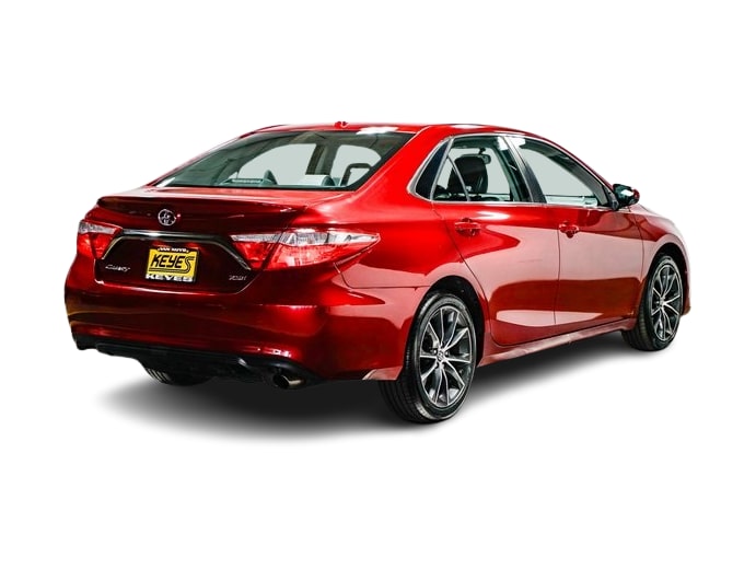 2016 Toyota Camry XSE 17