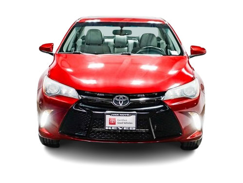 2016 Toyota Camry XSE 19