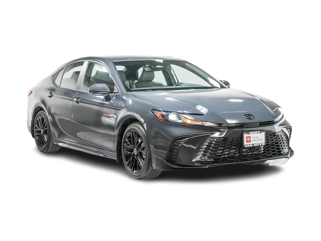 Thumbnail: 2025 Toyota Camry - 18
