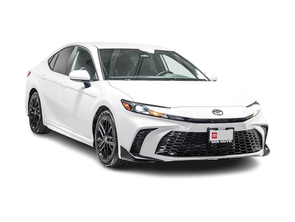 Thumbnail: 2025 Toyota Camry - 18