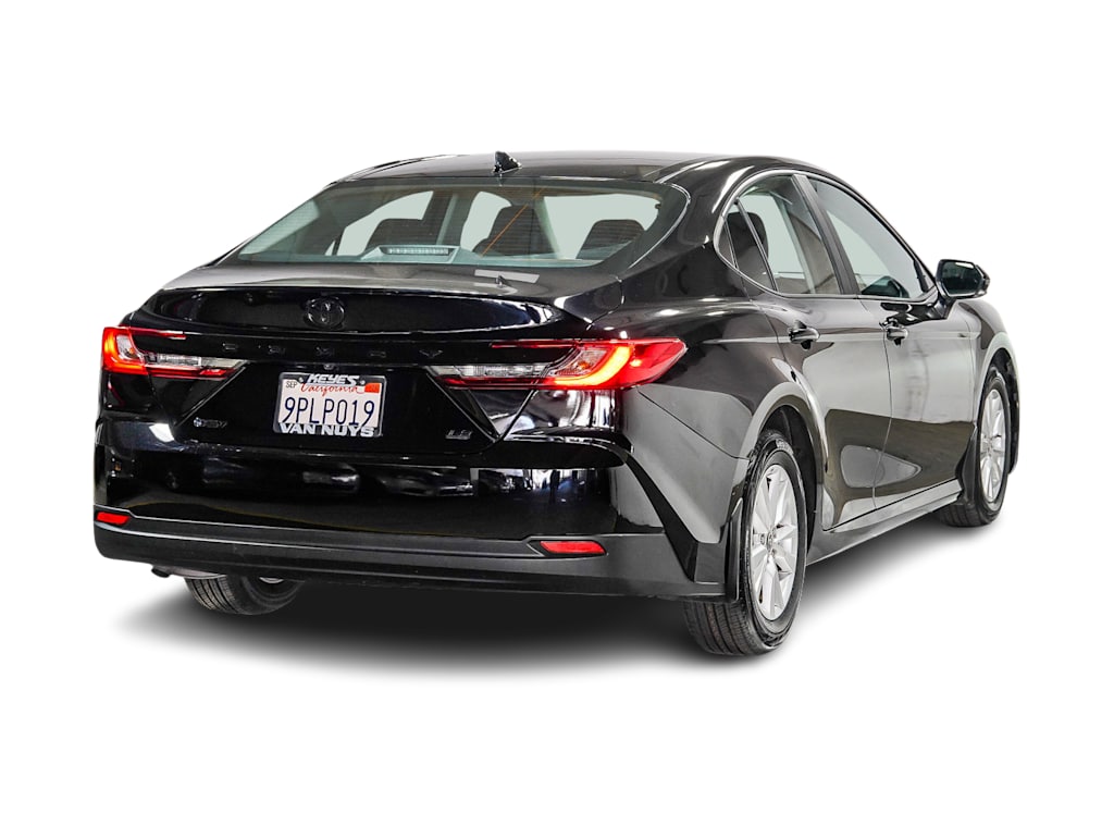 Thumbnail: 2025 Toyota Camry - 18