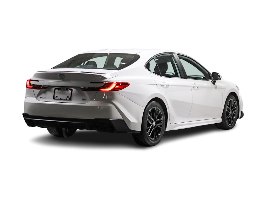 Thumbnail: 2025 Toyota Camry - 18
