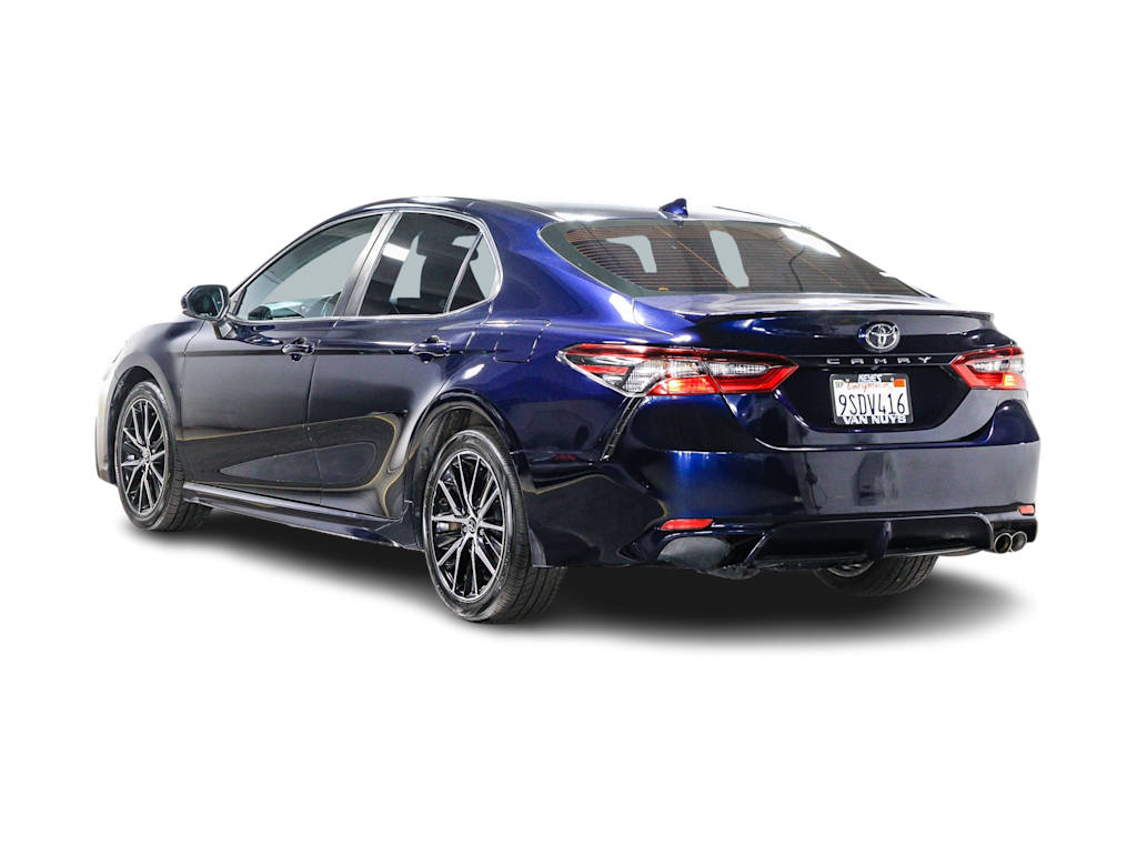 Thumbnail: 2022 Toyota Camry - 3