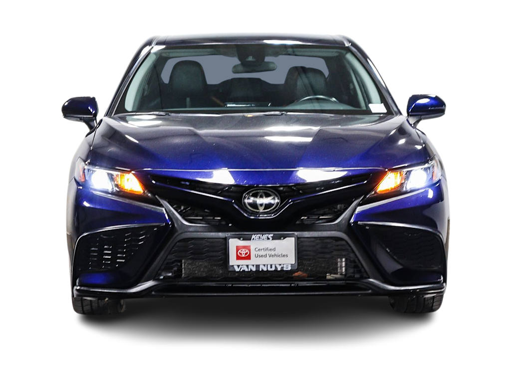 Thumbnail: 2022 Toyota Camry - 21