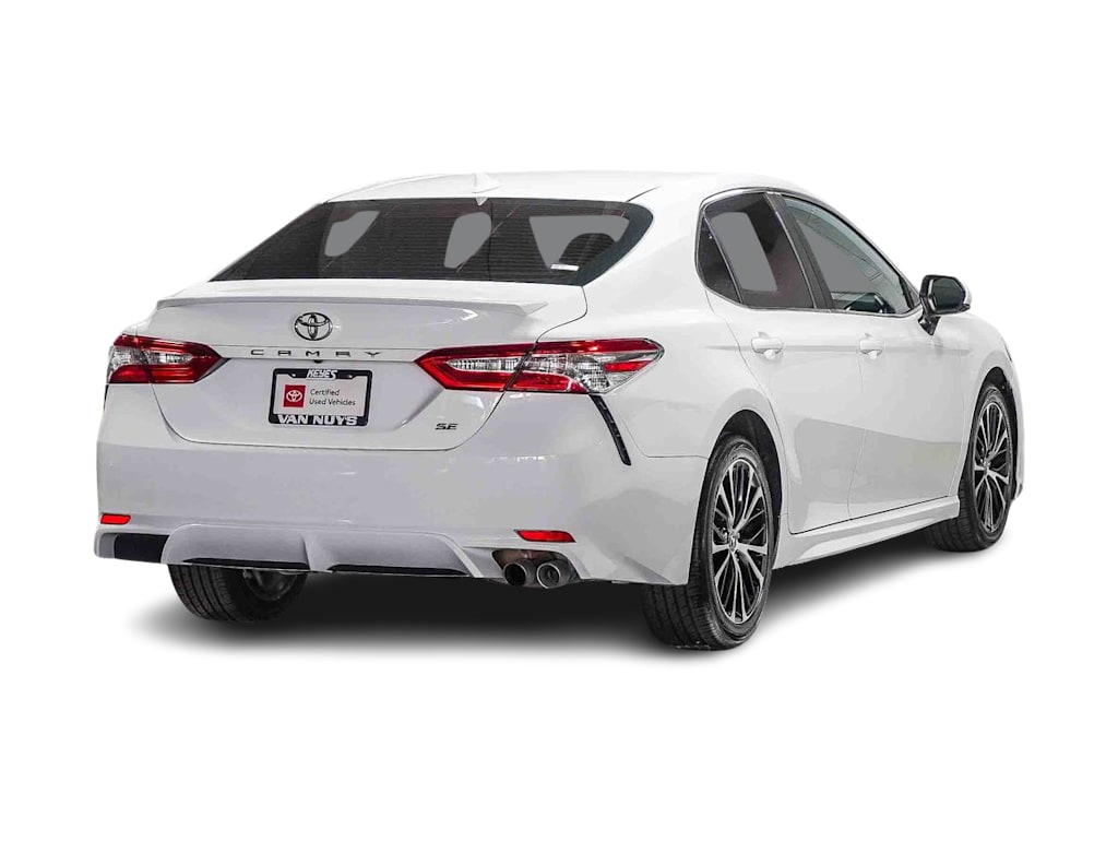 Thumbnail: 2020 Toyota Camry - 16
