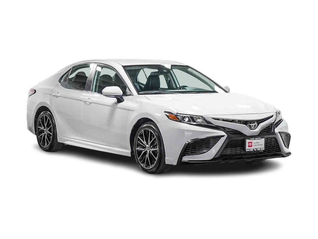 Thumbnail: 2022 Toyota Camry - 17
