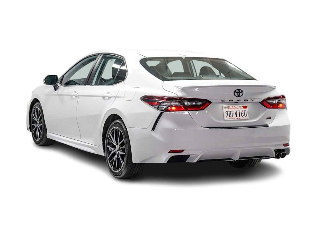 Thumbnail: 2022 Toyota Camry - 3