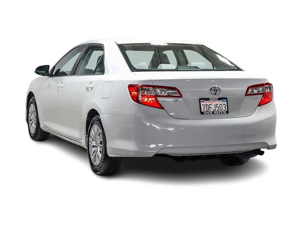 Thumbnail: 2014 Toyota Camry - 3