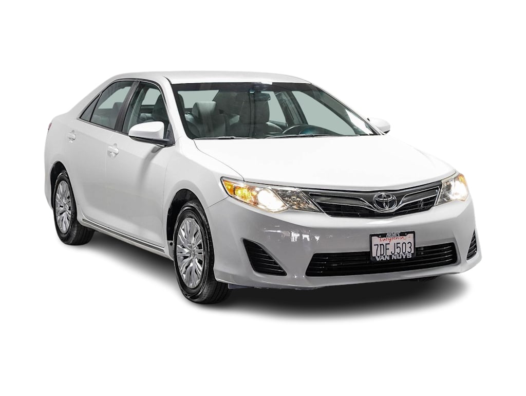 Thumbnail: 2014 Toyota Camry - 5