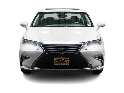 Thumbnail: 2016 Lexus ES - 20
