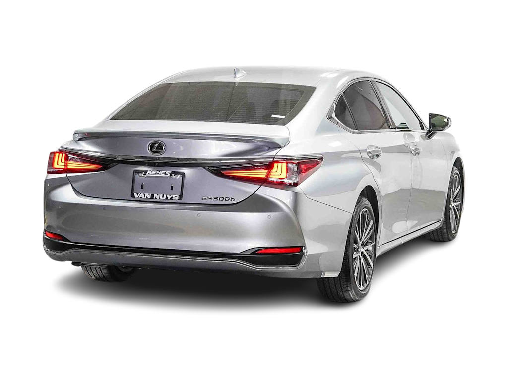 Thumbnail: 2025 Lexus ES - 18