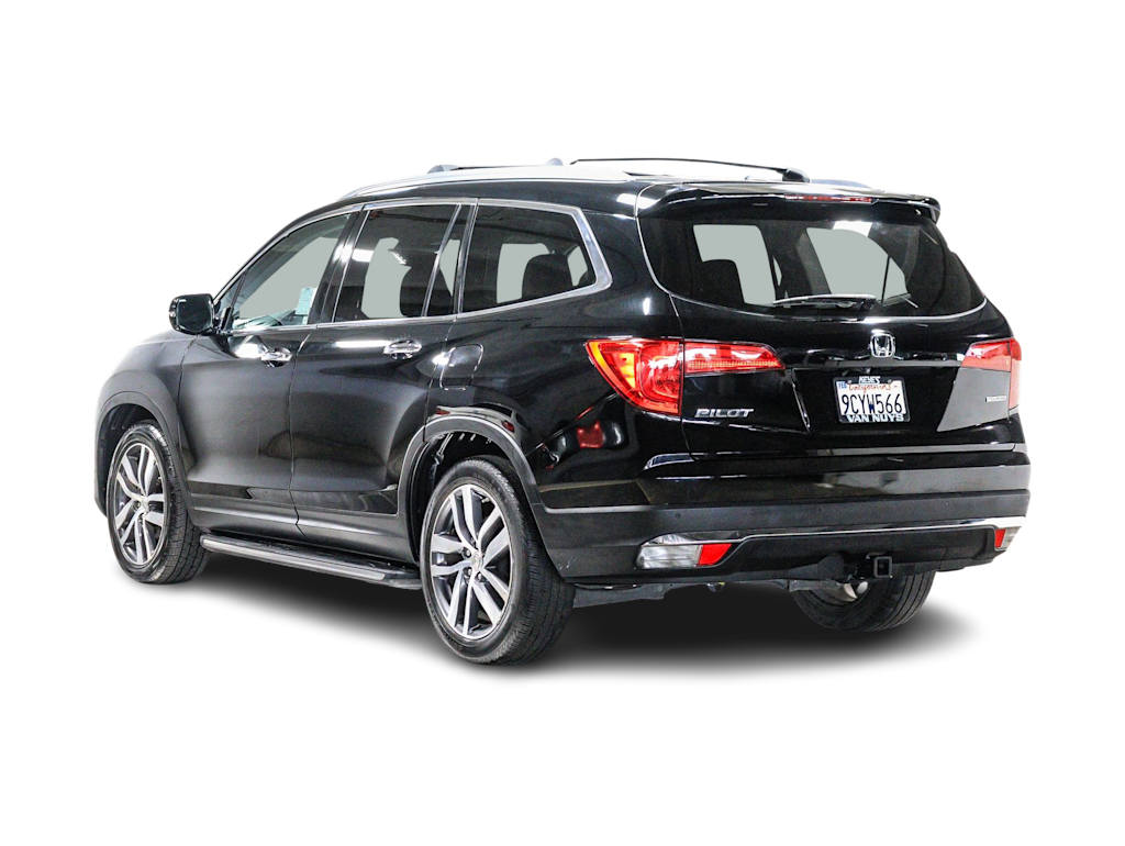 Thumbnail: 2017 Honda Pilot - 3