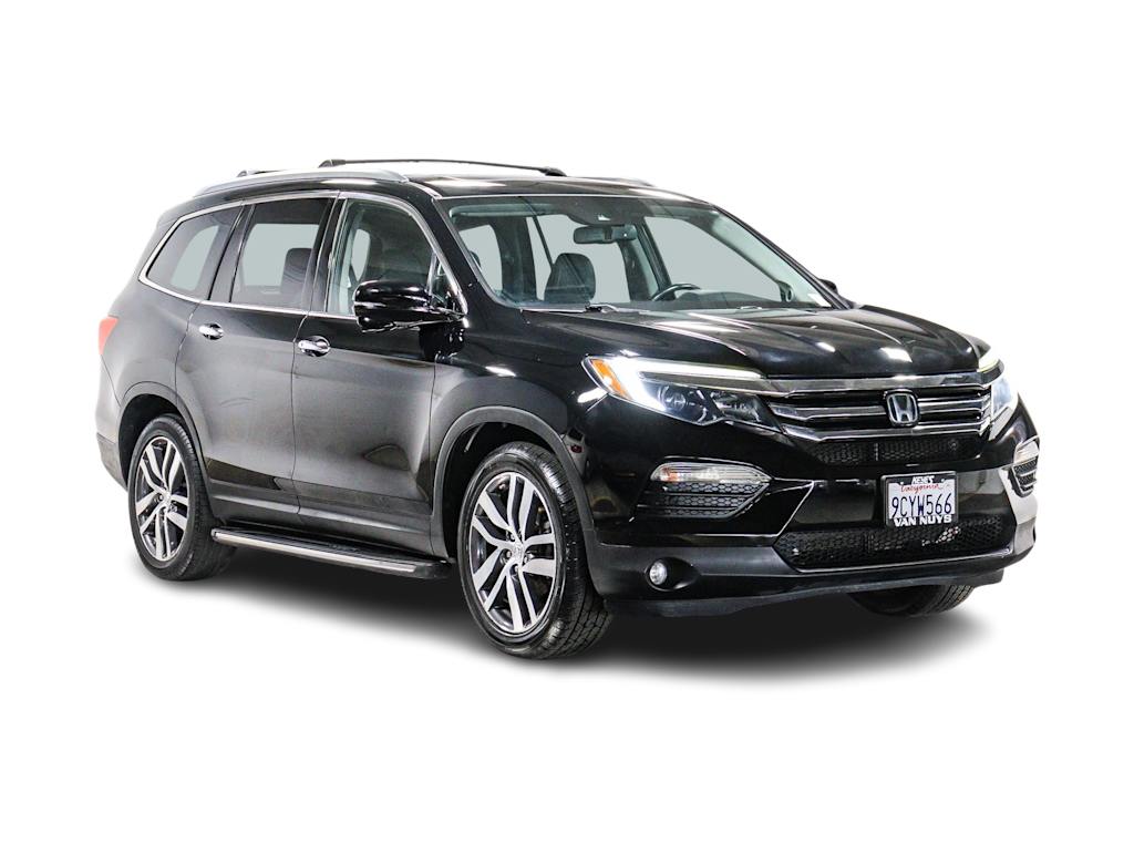 Thumbnail: 2017 Honda Pilot - 19