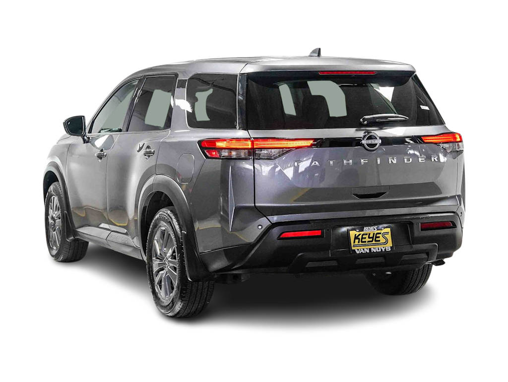 Thumbnail: 2024 Nissan Pathfinder - 3