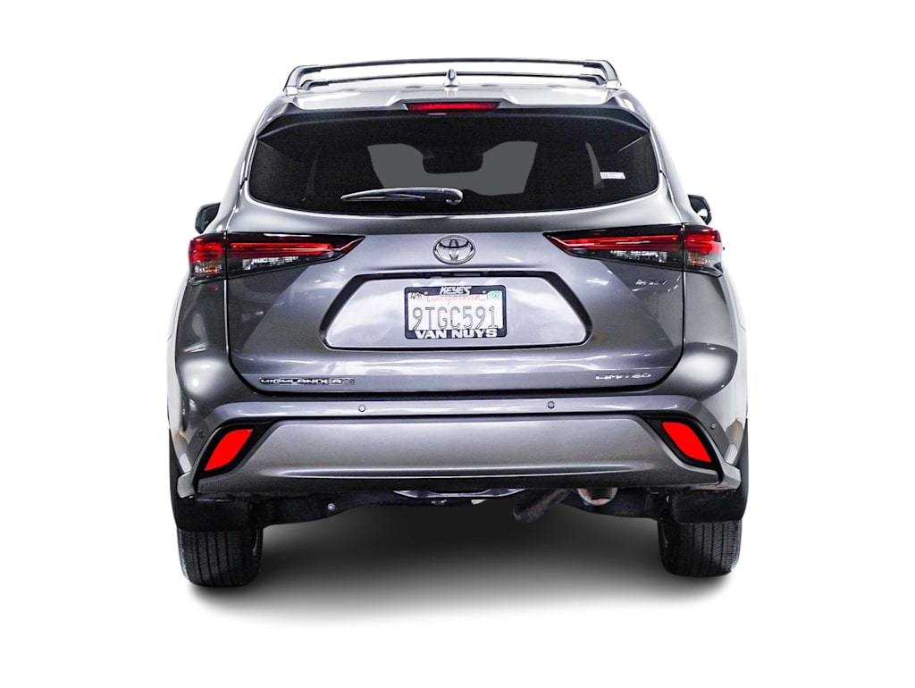 Thumbnail: 2025 Toyota Highlander - 4