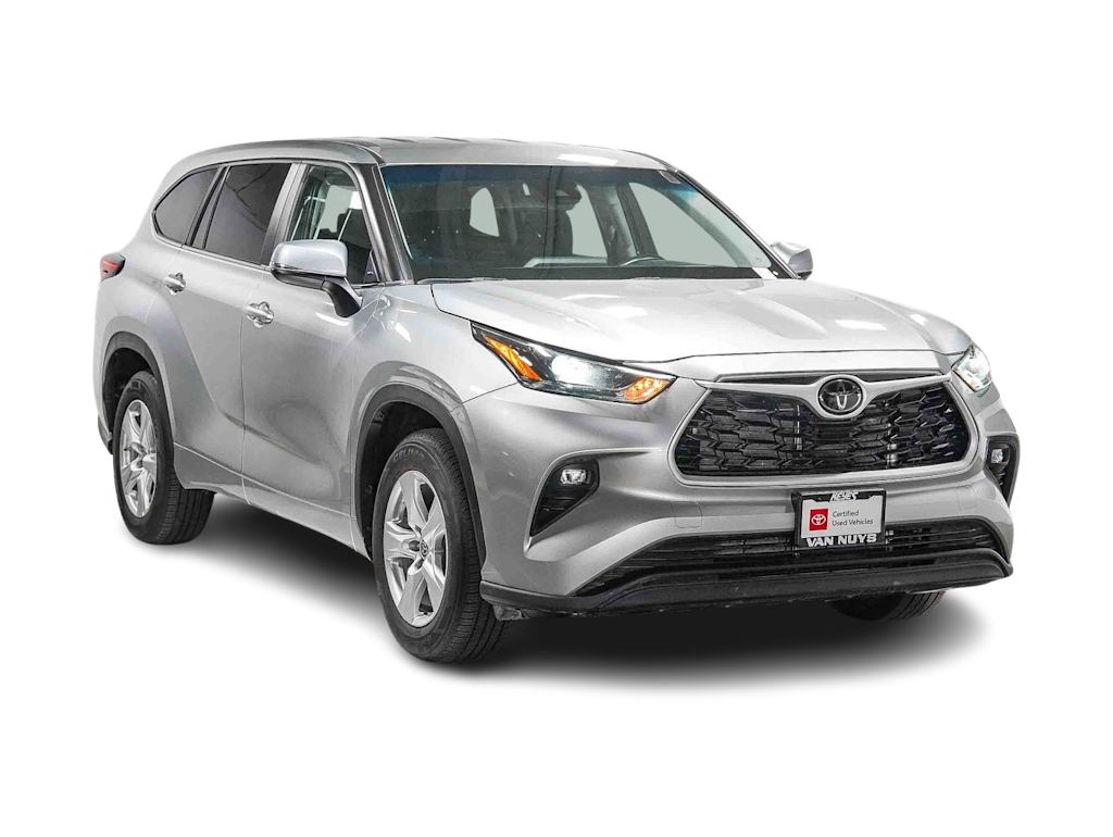 Thumbnail: 2025 Toyota Highlander - 19
