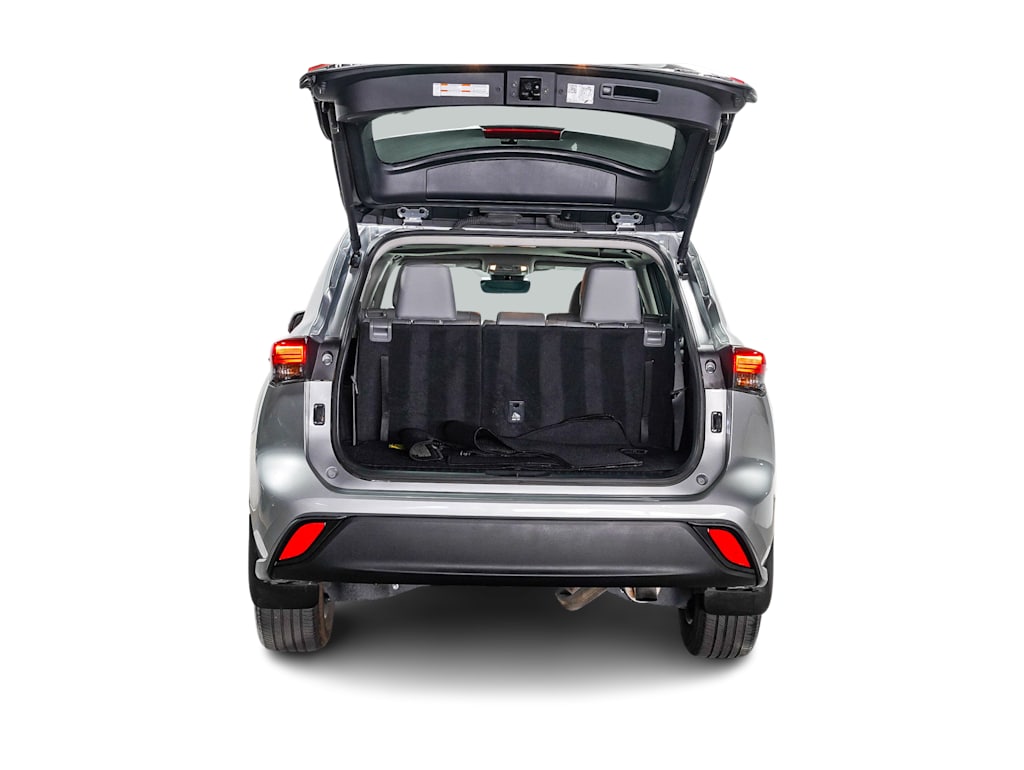 Thumbnail: 2024 Toyota Highlander - 17