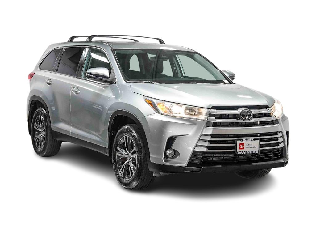 Thumbnail: 2019 Toyota Highlander - 20
