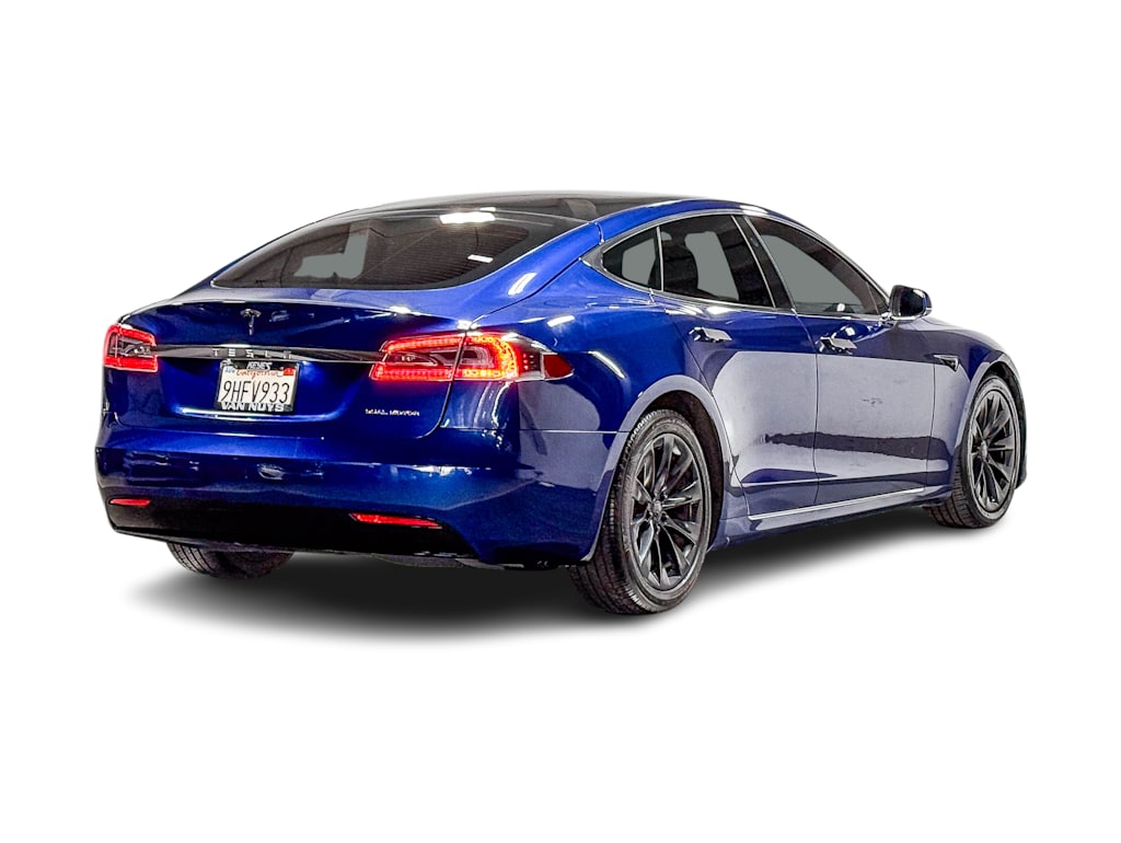 Thumbnail: 2020 Tesla Model S - 17