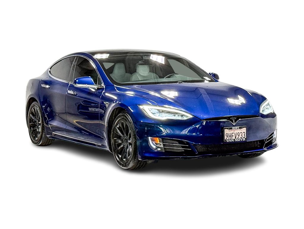 Thumbnail: 2020 Tesla Model S - 18