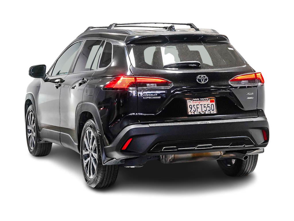 Thumbnail: 2022 Toyota Corolla Cross - 3