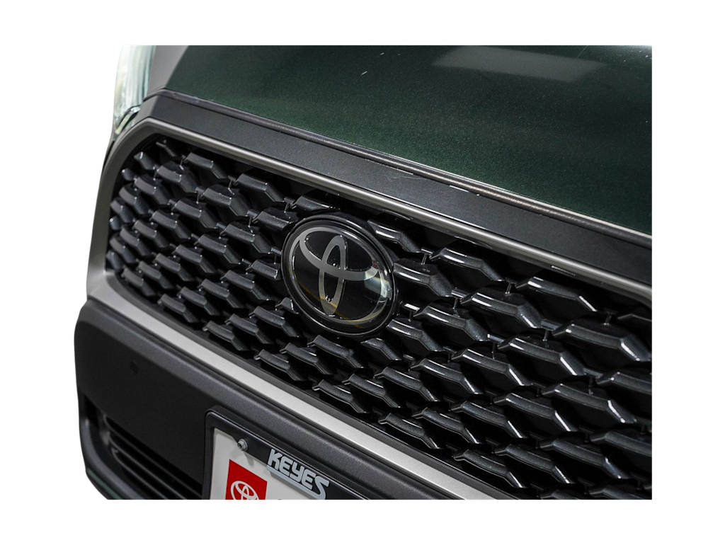 Thumbnail: 2022 Toyota Corolla Cross - 23