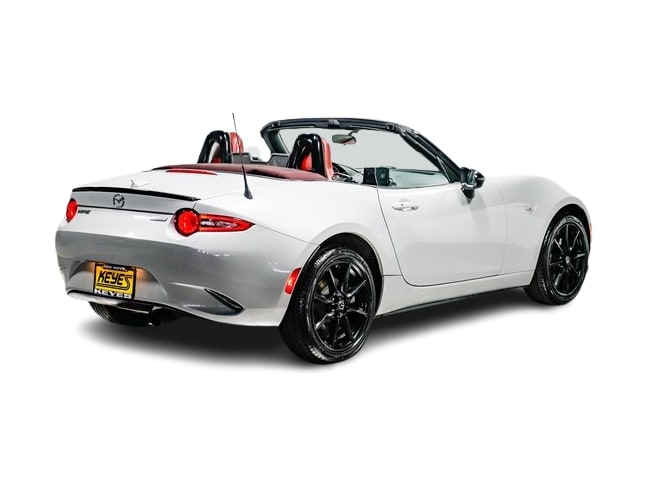 Thumbnail: 2018 Mazda MX-5 Miata - 16