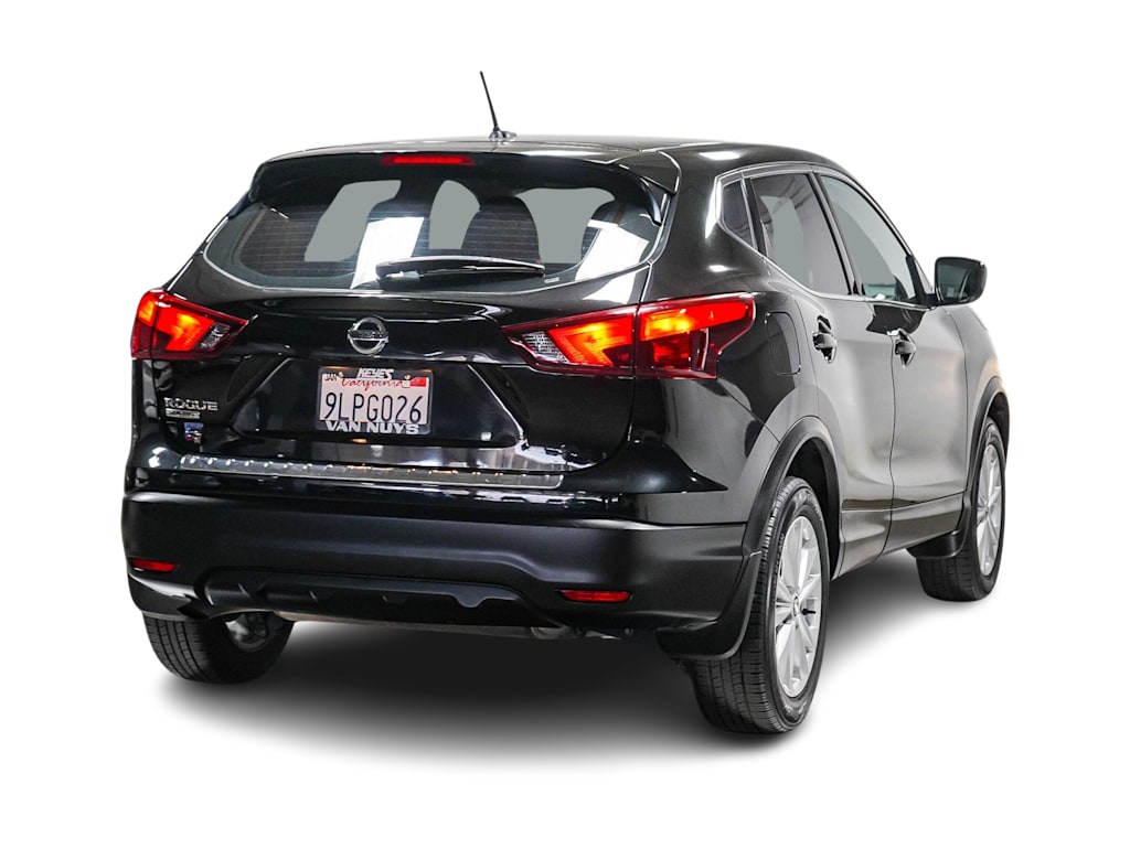 Thumbnail: 2019 Nissan Rogue Sport - 21