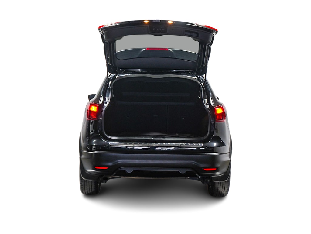 Thumbnail: 2019 Nissan Rogue Sport - 26