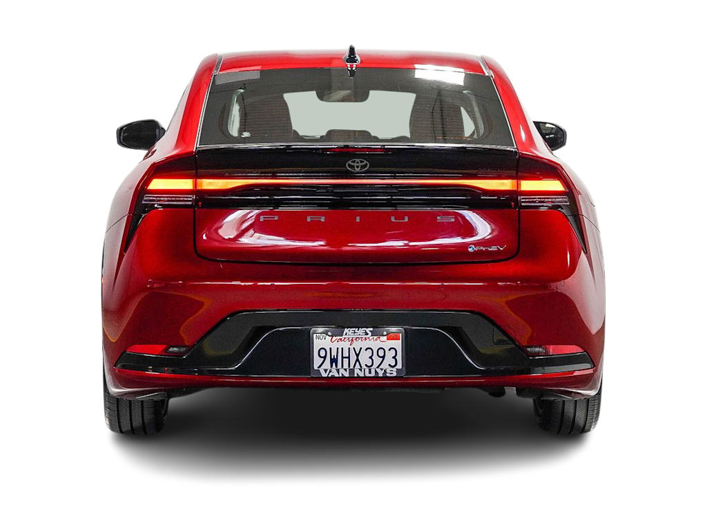 Thumbnail: 2026 Toyota Prius v - 4