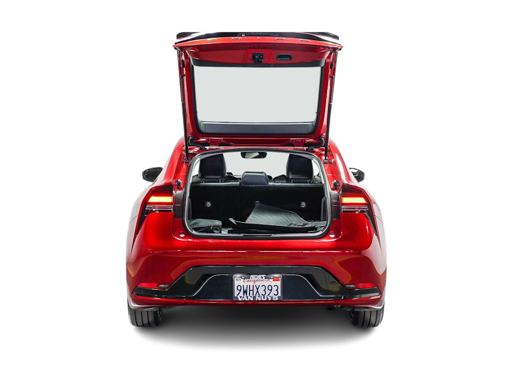 Thumbnail: 2026 Toyota Prius v - 28