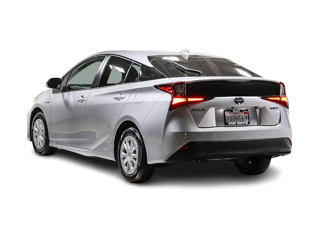 Thumbnail: 2022 Toyota Prius - 3