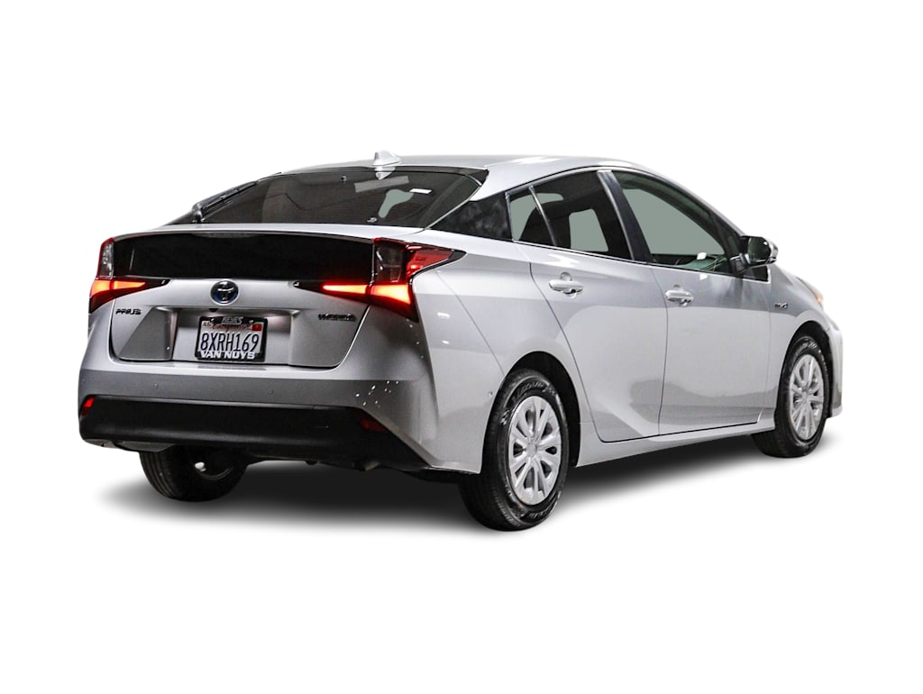 Thumbnail: 2022 Toyota Prius - 18
