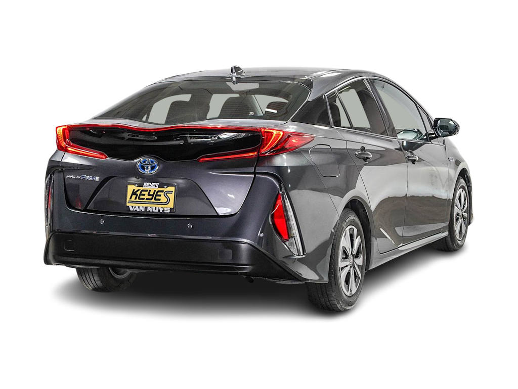 Thumbnail: 2018 Toyota Prius Prime - 19