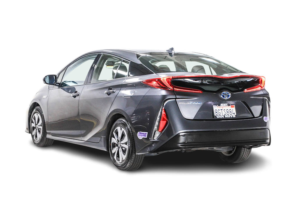 Thumbnail: 2018 Toyota Prius Prime - 3