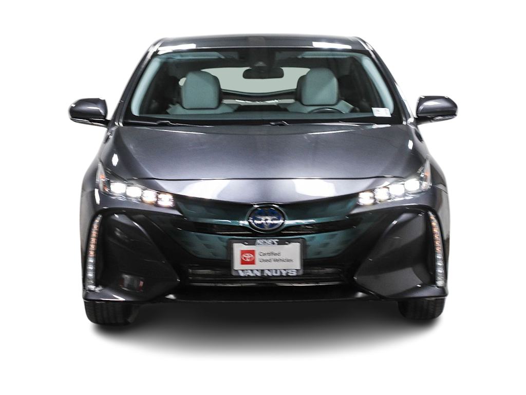 Thumbnail: 2018 Toyota Prius Prime - 16