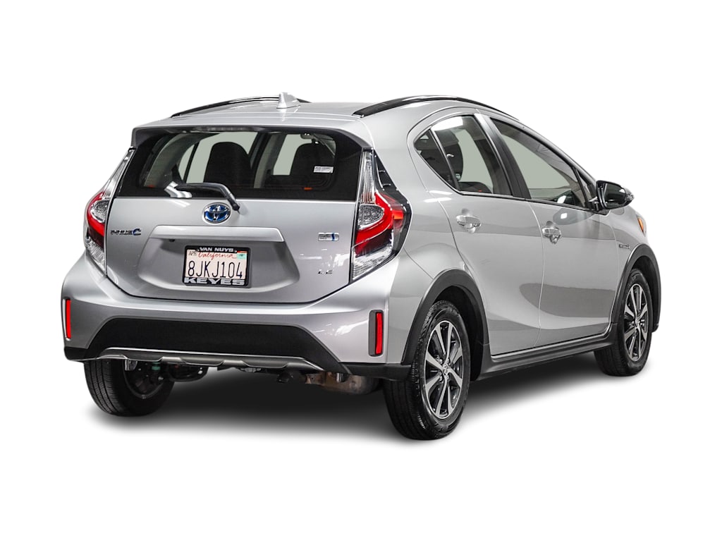 Thumbnail: 2019 Toyota Prius c - 16