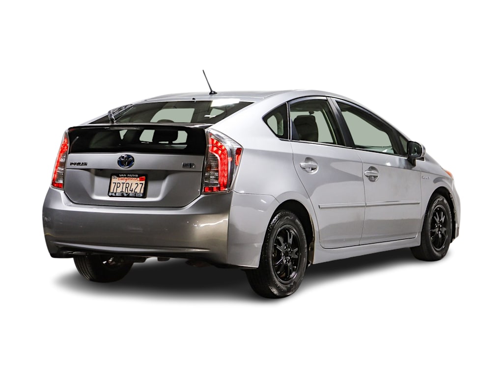 Thumbnail: 2015 Toyota Prius - 19
