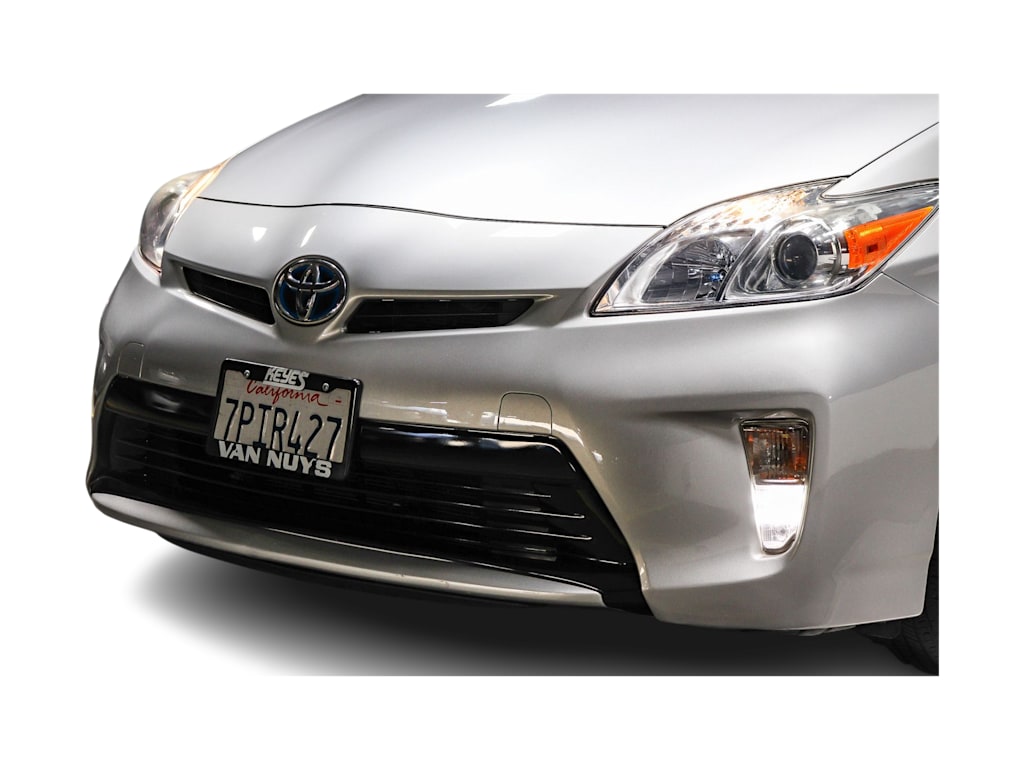 Thumbnail: 2015 Toyota Prius - 22