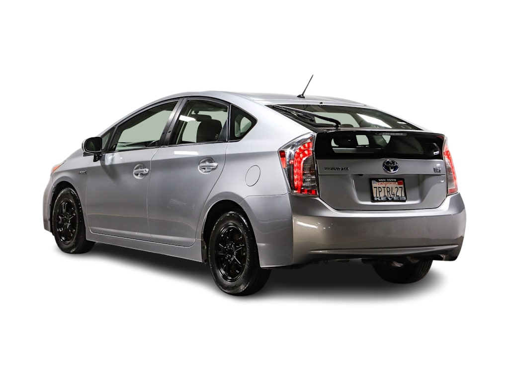 Thumbnail: 2015 Toyota Prius - 3