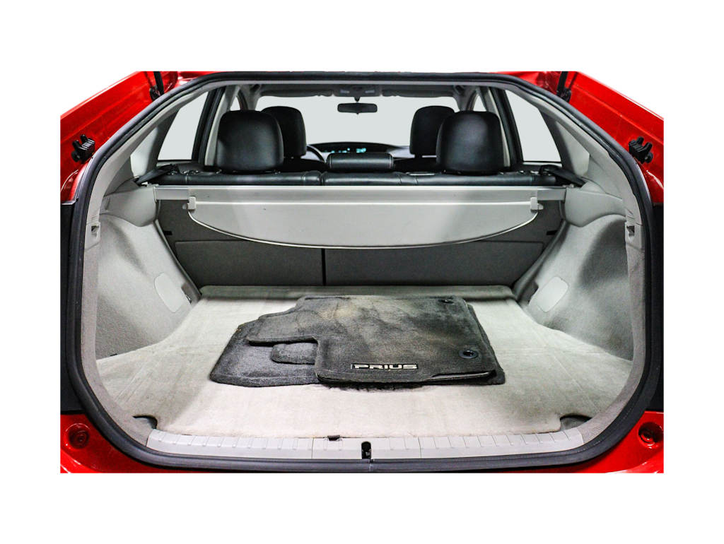 Thumbnail: 2015 Toyota Prius - 16