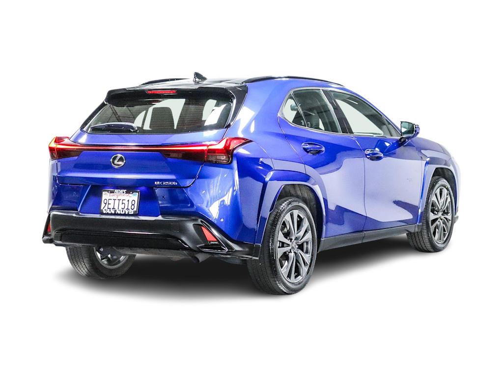 Thumbnail: 2023 Lexus UX - 19