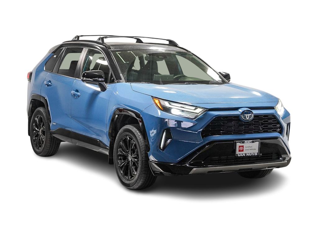 Thumbnail: 2022 Toyota RAV4 - 21