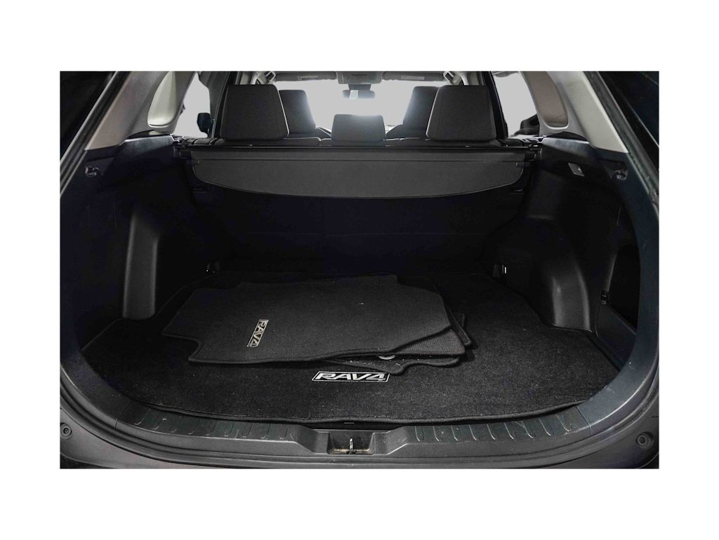 Thumbnail: 2019 Toyota RAV4 - 15