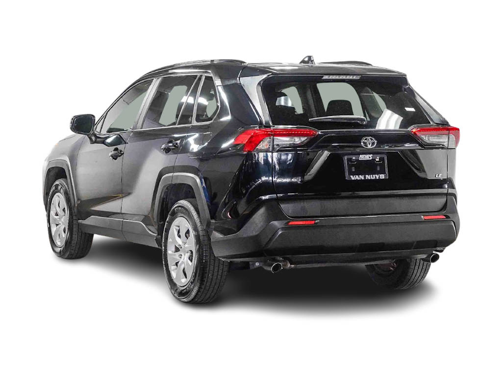 Thumbnail: 2019 Toyota RAV4 - 3