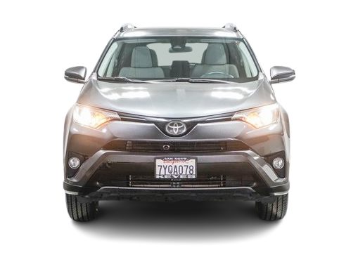 2017 Toyota RAV4 XLE 5