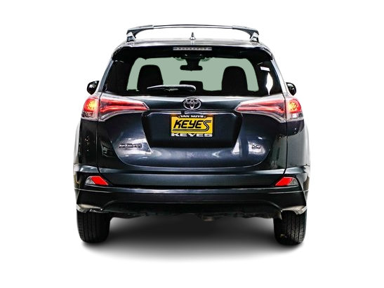 Thumbnail: 2018 Toyota RAV4 - 4