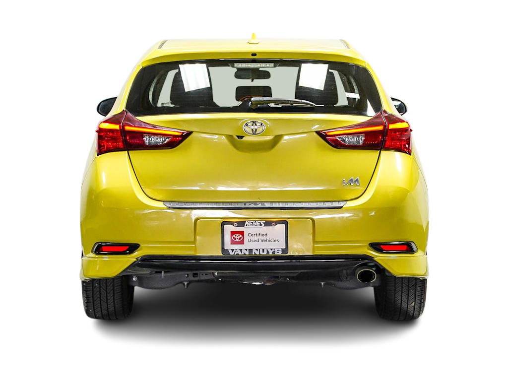 Thumbnail: 2017 Toyota Corolla iM - 16